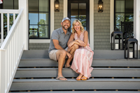 Dave and Jenny Marrs feature Ply Gem®, Simonton Windows & Doors® and Mastic® by Ply Gem Siding & Accessories products from Cornerstone Building Brands in season 7 of HGTV’s Fixer to Fabulous.