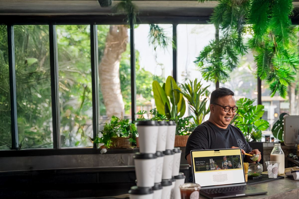 Truong Nguyen Cafe Maki HELLOCAFEMAKI.COM